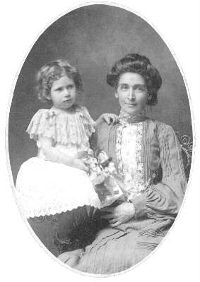 mrs arthur wright & daughter